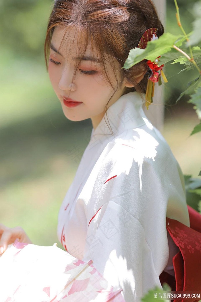 边喂奶边吃东西