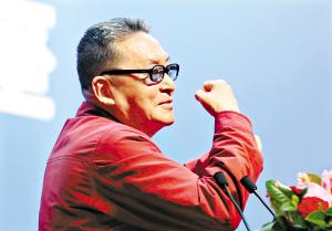 李敖为人处世脸命皆可抛 谈儿子感情“乐见其成”