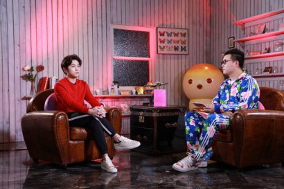 武艺携新专辑做客阿里星球《首发式》专访直播 华丽转身谈人生哲理