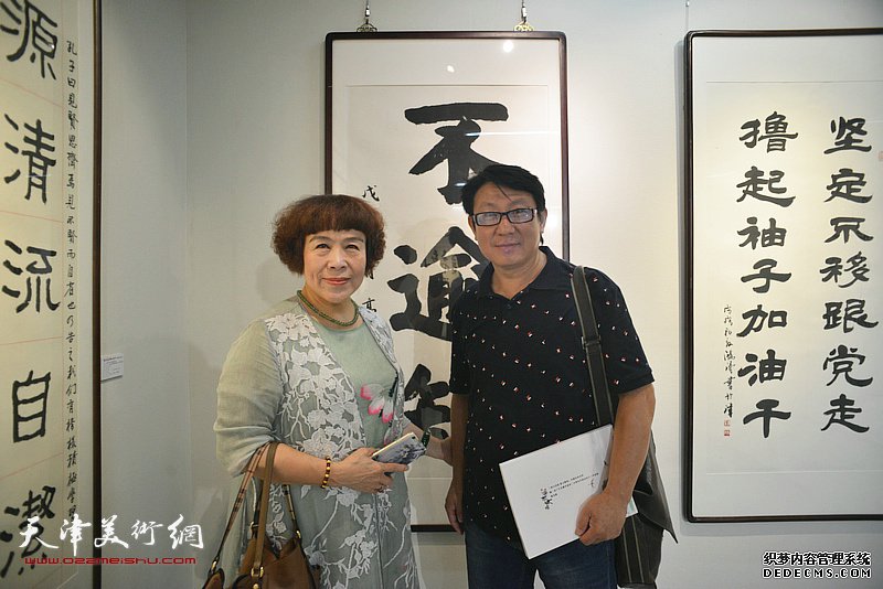 河西区庆“七一”书画展