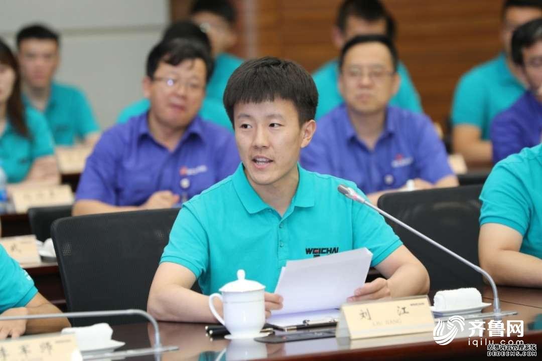 谭旭光寄语“领航”实习生十六字 并分享人生感悟