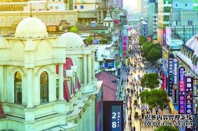 江汉路步行街迎“蝶变”,这里将成武汉首个国