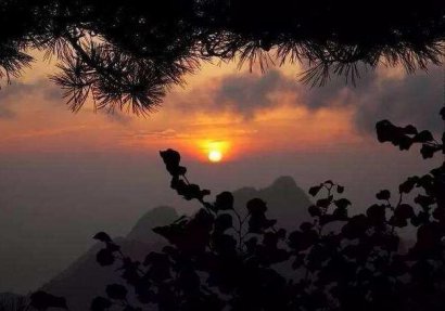 保持一份平和，一份清醒